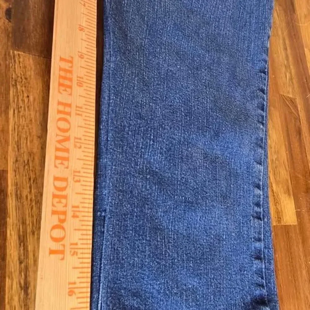 NYDJ Women's Capri Jeans Size 6 Medium Wash Stretch Denim Rolled Cuff